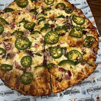 Tandoori Pizza - Flat bread jalapeño, onion hold the pineapples! - Indian Near Me - Clovis, California Tandoori Pizza - Flat bread jalapeño, onion hold the pineapples! - Indian Near Me - Clovis, California