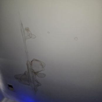 Metroplex Management - Ceiling in bedroom - Property Management Near Me - Monmouth Junction, New Jersey Metroplex Management - Ceiling in bedroom - Property Management Near Me - Monmouth Junction, New Jersey
