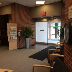 Jefferson Hospital - Entrance