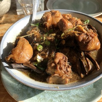 Little Duck - Stewed Chicken with Mushroom 小鸡炖蘑菇 - Chinese Near Me - Seattle, Washington
