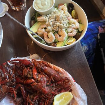 BB's Tex-Orleans - Crawfish and the Salad with Shrimp and Crab soooo good - Cajun/Creole Near Me - Houston, Texas