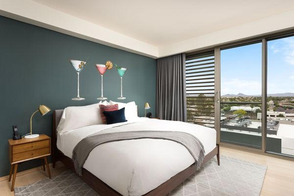 W Scottsdale by null