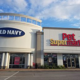 Exterior photo of Old Navy - Houston, Texas Exterior photo of Old Navy - Houston, Texas