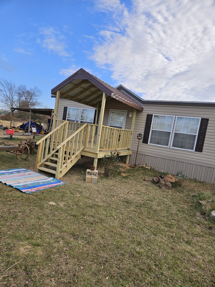 Slide of Creekside Construction
