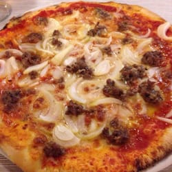 Ponte di Ferro - Pizza con castrato e cipolla... La vita!