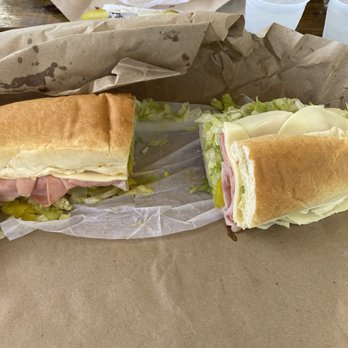 Country Deli - Delis Near Me - Kill Devil Hills, North Carolina