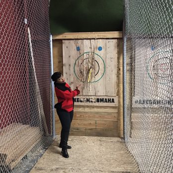 Axe Games - Axe Throwing Near Me - Omaha, Nebraska