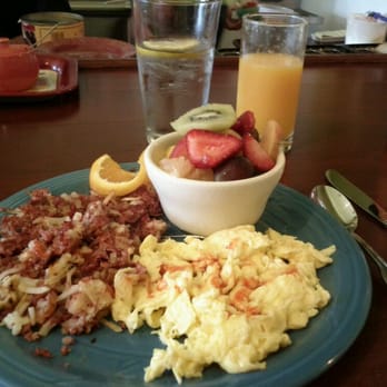 Blackbird Café - Cafes Near Me - Long Beach, California