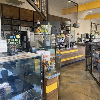 Sunflower Bakehouse - Interior - Vegan Near Me - Nashville, Tennessee