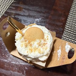Cakes by Mikos - Banana Pudding Cupcake