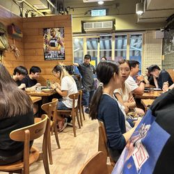 坐忘 - Inside restaurant