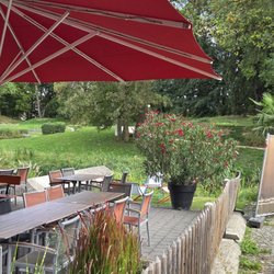 Barfüßer Biergarten im Glacis