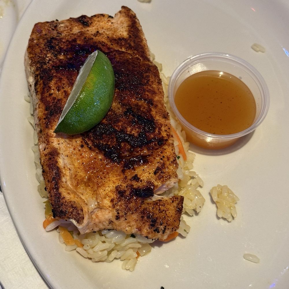 Bubba's 33 - Salmon - American Near Me - Tempe, Arizona