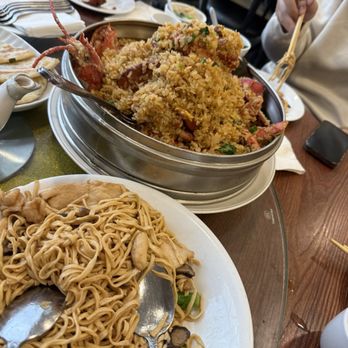 Golden Wonton King - Noodles & sticky rice - Cantonese Near Me - Flushing, New York