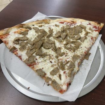 Brooklyn Pizza Bites - Lunch special 2 slices with 1 topping and a drink for $7.99 - Pizza Near Me - Greenville, South Carolina Brooklyn Pizza Bites - Lunch special 2 slices with 1 topping and a drink for $7.99 - Pizza Near Me - Greenville, South Carolina