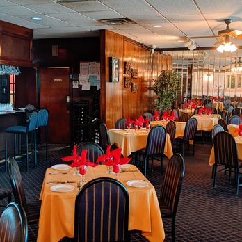 India's Restaurant - Inside - Indian Near Me - Houston, Texas India's Restaurant - Inside - Indian Near Me - Houston, Texas
