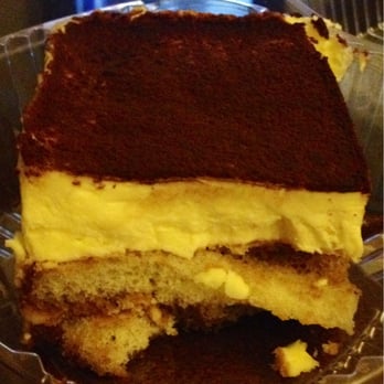 Algarve Restaurant - Tiramisu - Portuguese Near Me - Elizabeth, New Jersey Algarve Restaurant - Tiramisu - Portuguese Near Me - Elizabeth, New Jersey