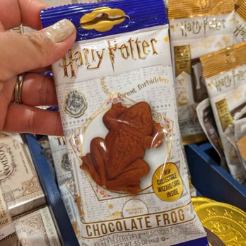 Rocket Fizz Knoxville - Chocolate Frog from Harry Potter - Candy Stores Near Me - Knoxville, Tennessee