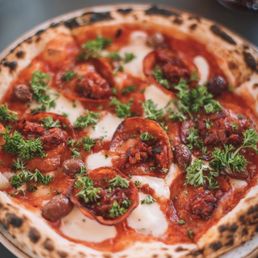 Tandoori Chicken Pizza Tandoori Chicken Pizza