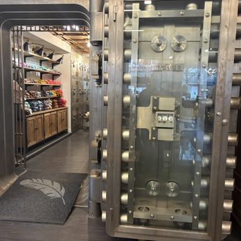 Magpie Fibers - The vault - Fabric Stores Near Me - Frederick, Maryland