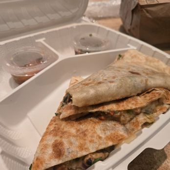 Taco Express - Chicken quesadilla - Mexican Near Me - Los Angeles, California Taco Express - Chicken quesadilla - Mexican Near Me - Los Angeles, California