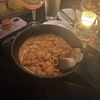 Sir Henry’s - Spicy rigatoni - Cocktail Bars Near Me - New York, New York Sir Henry’s - Spicy rigatoni - Cocktail Bars Near Me - New York, New York