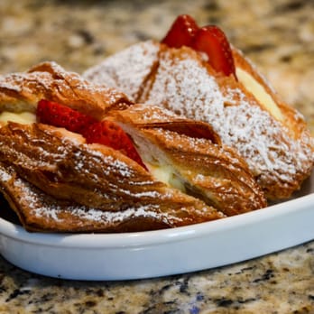 7 Leaves Cafe - Coffee & Tea Near Me - Irvine, California