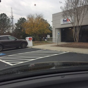 FedEx Ship Center - Shipping Centers Near Me - Raleigh, North Carolina