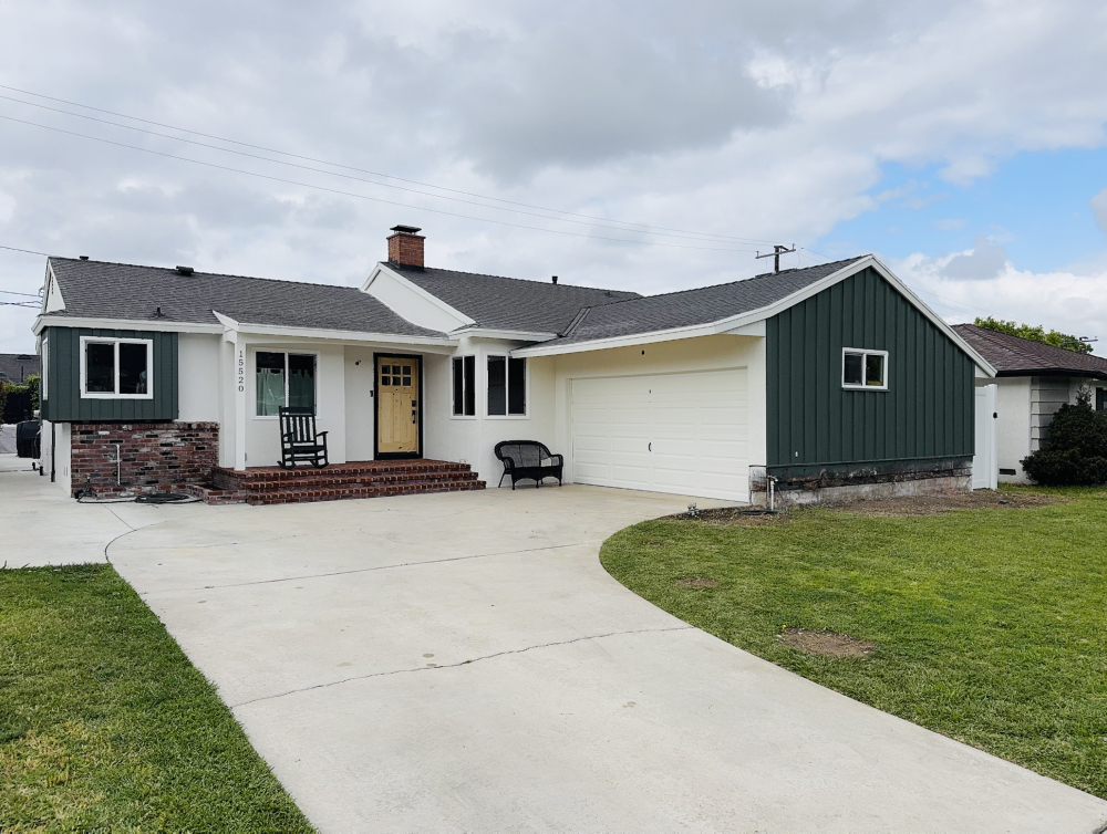 Slide of Carlos Martinez 