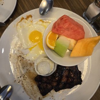 Broken Yolk Cafe - Breakfast & Brunch Near Me - Chula Vista, California Broken Yolk Cafe - Breakfast & Brunch Near Me - Chula Vista, California
