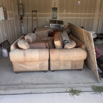 Clean’em Up - Junk Removal & Hauling Near Me - Sacramento, California Clean’em Up - Junk Removal & Hauling Near Me - Sacramento, California