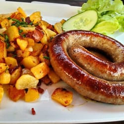 Lilos Stüffchen - 1/2 meter sausage with very tasty potatoes (!!!)
