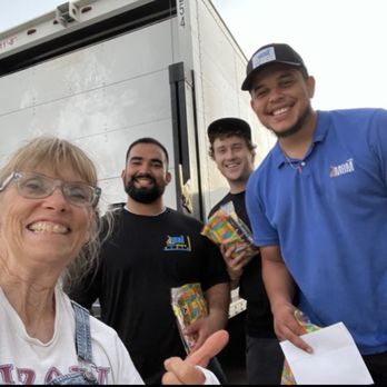 Mama Boy Movers - Mama Boy Movers best crew - Movers Near Me - Ventura, California Mama Boy Movers - Mama Boy Movers best crew - Movers Near Me - Ventura, California
