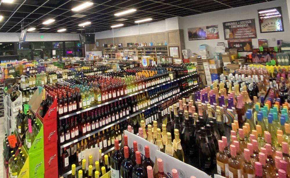 ILIFF LIQUORS Updated October 2024 2337 S Blackhawk St, Aurora