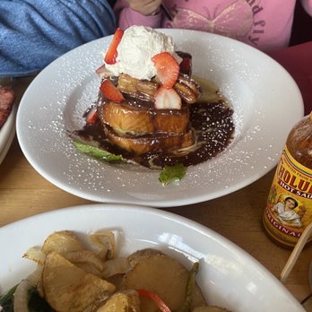 Izzy's 33 - Churros French Toast - Breakfast & Brunch Near Me - Philadelphia, Pennsylvania Izzy's 33 - Churros French Toast - Breakfast & Brunch Near Me - Philadelphia, Pennsylvania