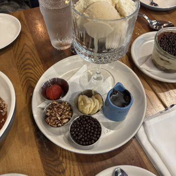 North Italia - Brookie Sundae - Italian Near Me - Austin, Texas
