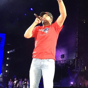 Gillette Stadium - Luke Bryan - Venues & Event Spaces Near Me - Foxborough, Massachusetts