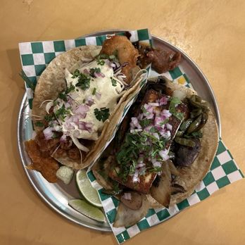 Seven Lives Tacos y Mariscos - baja fish, mushroom and cactus - Mexican Near Me - Toronto, Ontario