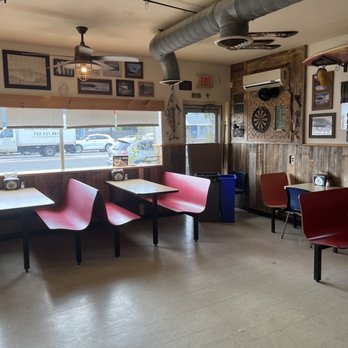 Speakeasy Pizzeria & Restaurant - the interior of a restaurant - Pizza Near Me - Ship Bottom, New Jersey Speakeasy Pizzeria & Restaurant - the interior of a restaurant - Pizza Near Me - Ship Bottom, New Jersey