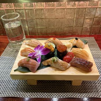 Eat Sushi - 10 Pieces Omakase Nigiri - Sushi Bars Near Me - San Francisco, California