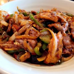 Dry pot beef & chicken; chilies, green bell, onion, cumin seeds, and other