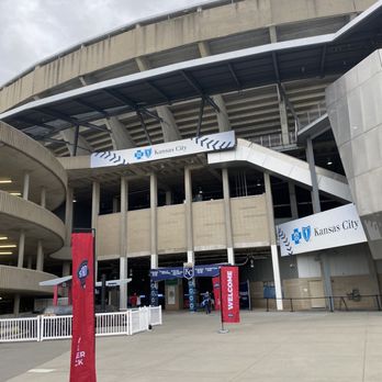 Kauffman Stadium - Stadiums & Arenas Near Me - Kansas City, Missouri Kauffman Stadium - Stadiums & Arenas Near Me - Kansas City, Missouri