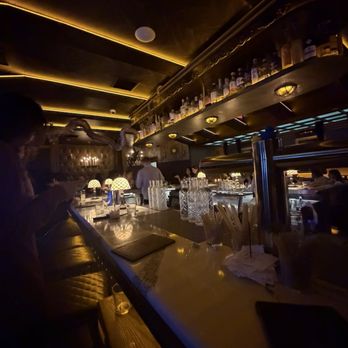 Captain's Quarters - Cocktail Bars Near Me - San Diego, California Captain's Quarters - Cocktail Bars Near Me - San Diego, California