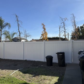 Ergeon - White privacy fence - Fences & Gates Near Me - Riverside, California