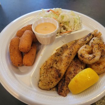 Mrs Fish Seafood Grill - Grilles grouper fish, blackened shrimp - Seafood Near Me - Myrtle Beach, South Carolina Mrs Fish Seafood Grill - Grilles grouper fish, blackened shrimp - Seafood Near Me - Myrtle Beach, South Carolina