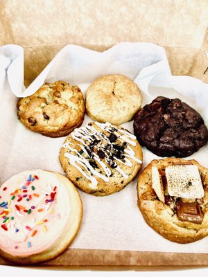 Pudgy’s Fine Cookies by null