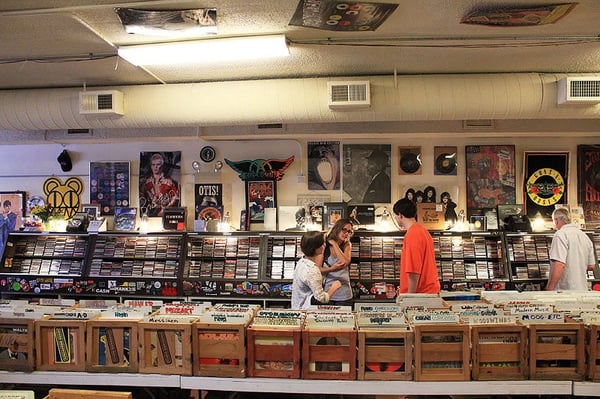 Val's Halla Records by null