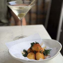 Willi's Wine Bar - Goat cheese fritters