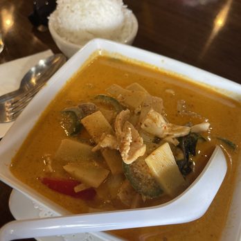 Thai Ghang Waan - Red Curry with Chicken and Jasmine Tice - Thai Near Me - Springfield, Virginia