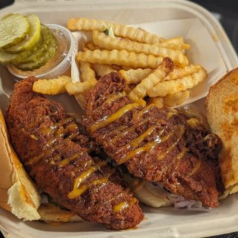 Dave's Hot Chicken - a sandwich and french fries - Chicken Shop Near Me - Boston, Massachusetts Dave's Hot Chicken - a sandwich and french fries - Chicken Shop Near Me - Boston, Massachusetts